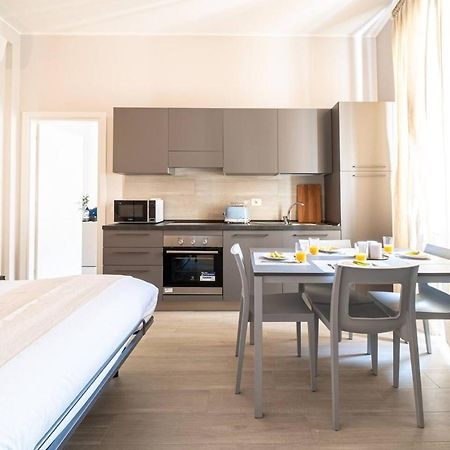 Easylife - Accogliente Residenza A Due Passi Dal Duomo Apartment มิลาน ภายนอก รูปภาพ